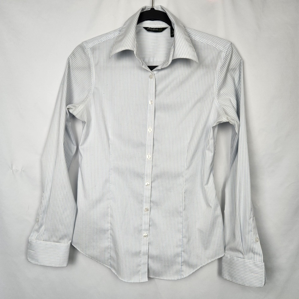 Eddie‎ Bauer Women's Wrinkle-Resistant Button Down White Blue Striped Sz Small